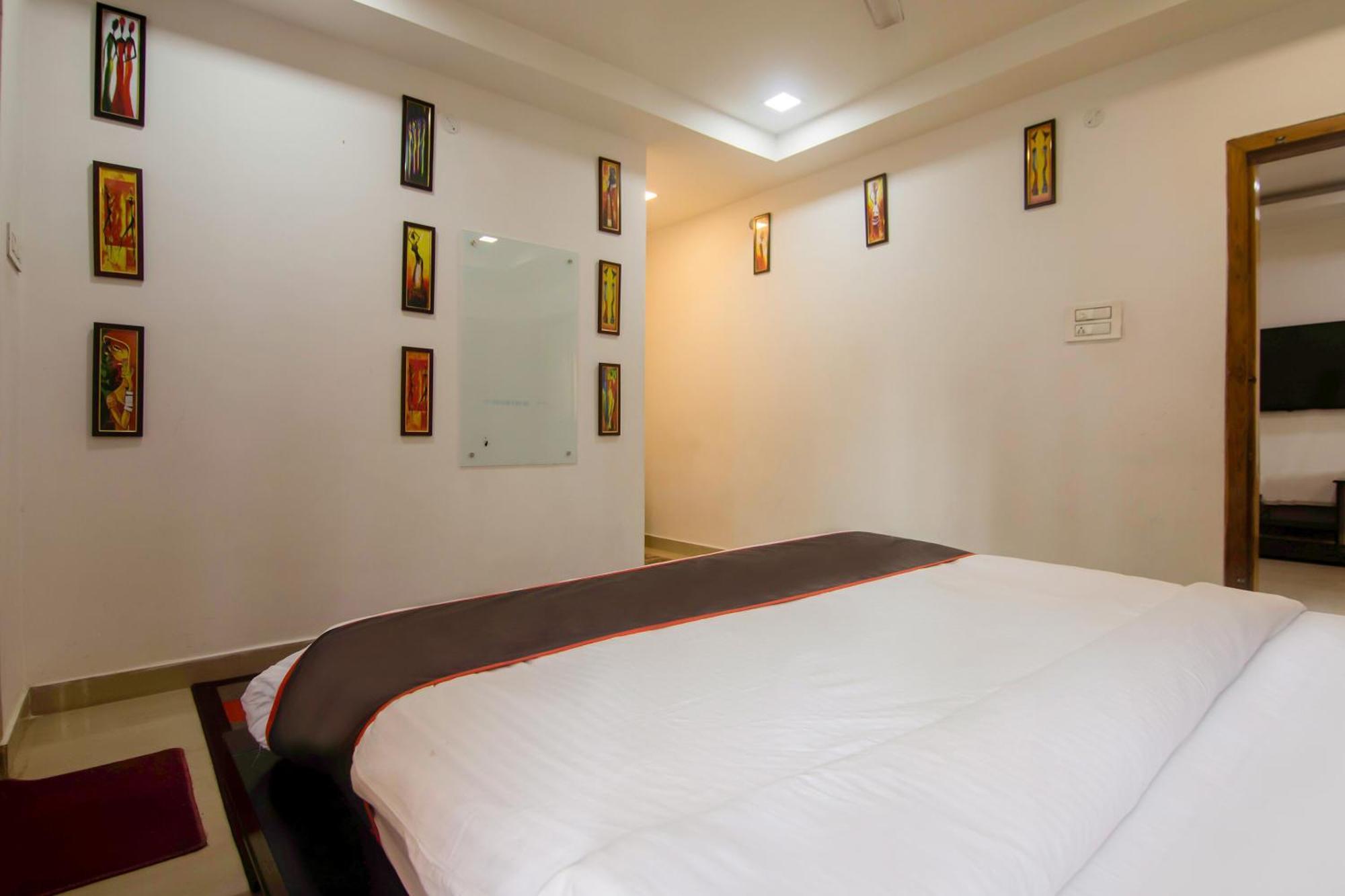 Collection O The Blu Bell Nizarapar Path Hotel Guwahati Exterior foto